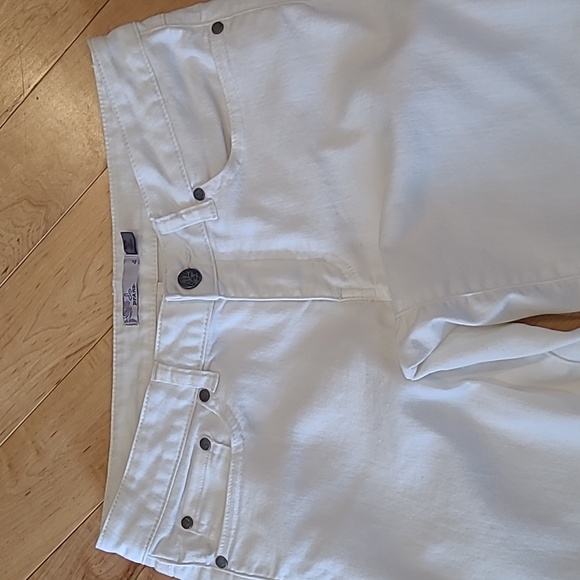 Prana Jeans - Picture 3 of 14